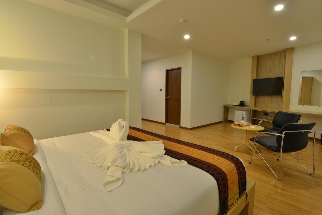 Serene Valley Hotel Yangon Exterior photo